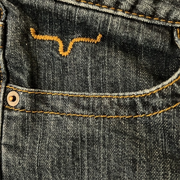 Kimes Ranch women’s jeans. Style Betty. Size 8/32 - Picture 3 of 7